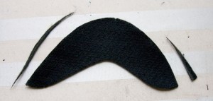 How to Sew Shoulder Pads and Sleeve Head Wadding by Machine – pattern scissors cloth