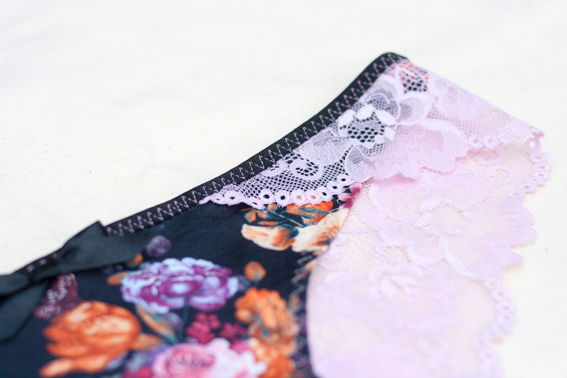 Esme Panties by Evie la Luve - a pattern review by Pattern Scissors Cloth