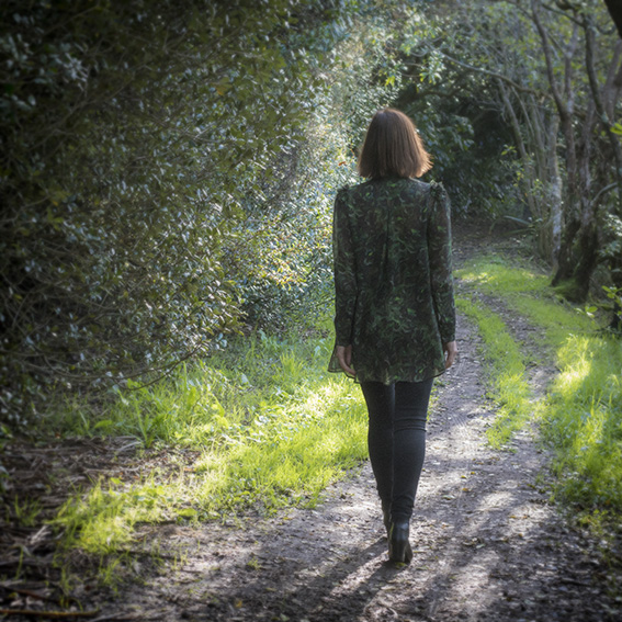 DP Studio Le 604 Shirt Pattern Scissors Cloth