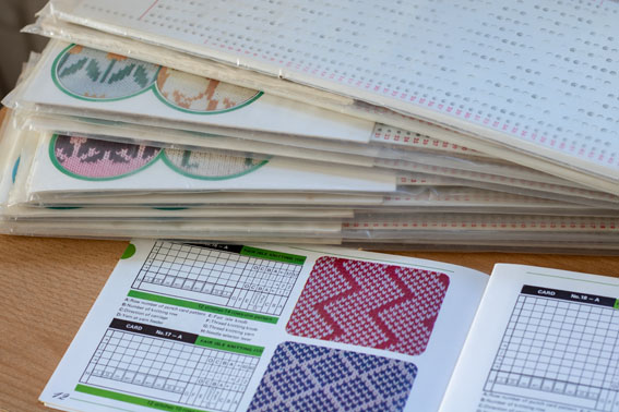 Toyota K747 Knitting Machine