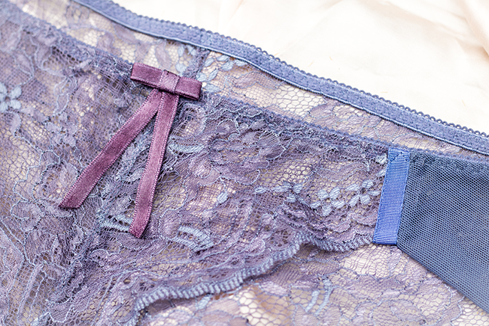 Pattern Scissors Cloth - Amethyst Lace Lingerie Set